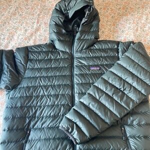 Patagonia Men’s Down Sweater Hoody